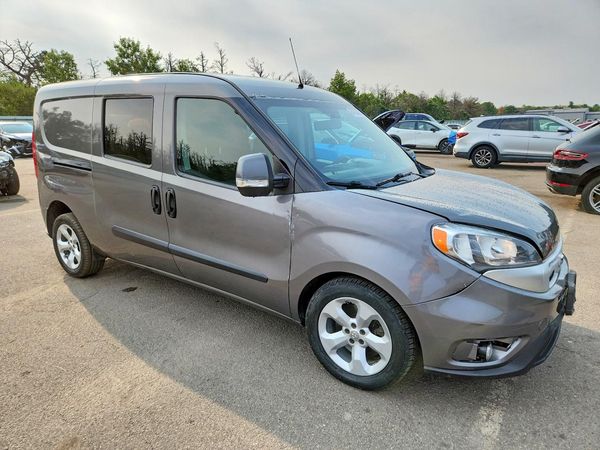 2017 RAM PROMASTER CITY SLT