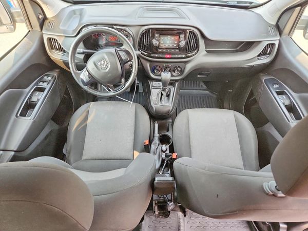 2017 RAM PROMASTER CITY SLT