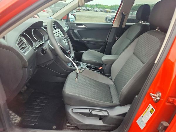 2018 VOLKSWAGEN TIGUAN 4Motion S