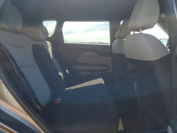 2015 KIA SOUL GL(Middle-low grade)