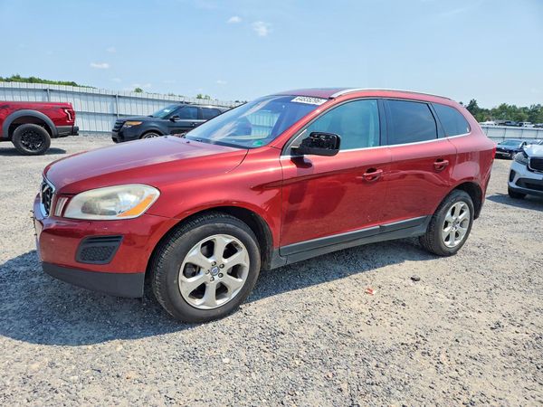 2013 VOLVO XC60