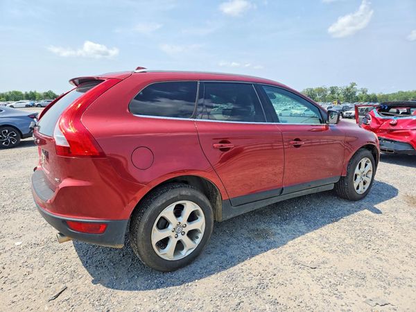 2013 VOLVO XC60