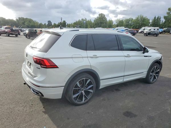 2024 VOLKSWAGEN TIGUAN 4Motion SEL R-Line Black