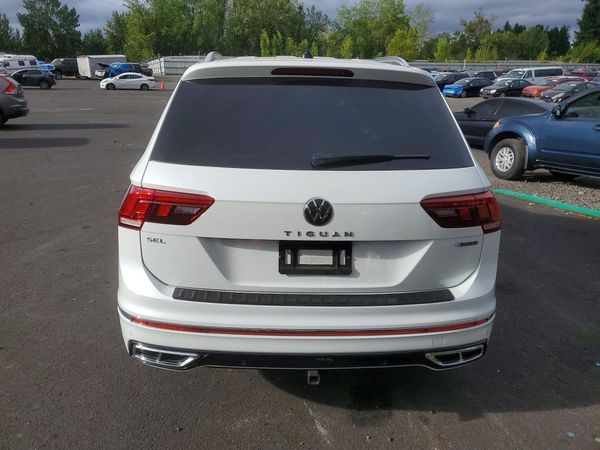 2024 VOLKSWAGEN TIGUAN 4Motion SEL R-Line Black