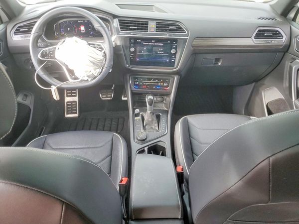 2024 VOLKSWAGEN TIGUAN 4Motion SEL R-Line Black