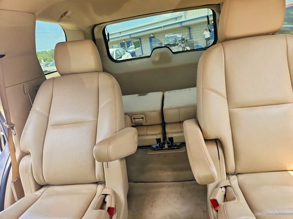 2013 CADILLAC ESCALADE Standard