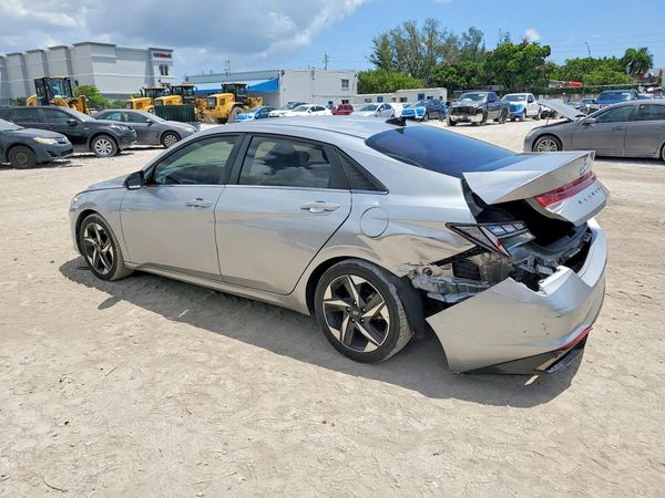 2021 HYUNDAI ELANTRA SEL w/ Premium Pkg