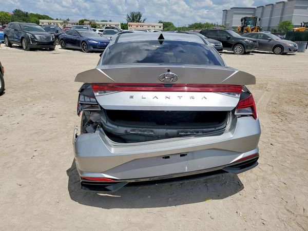 2021 HYUNDAI ELANTRA SEL w/ Premium Pkg