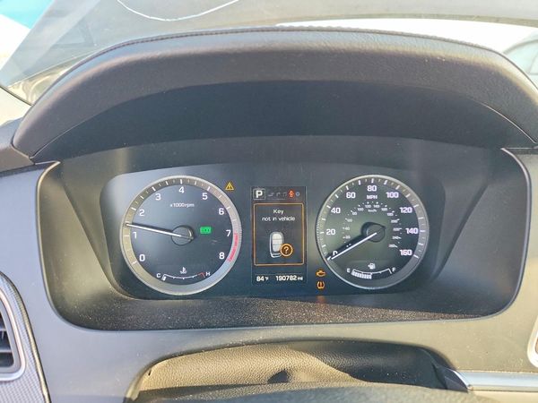 2016 HYUNDAI SONATA