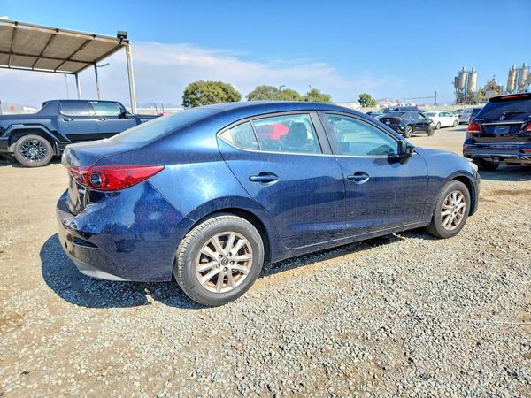2016 MAZDA 3 Sport/GX