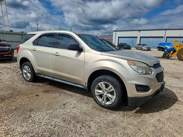 2016 CHEVROLET EQUINOX LS — Passenger 3/4