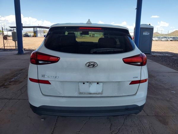 2020 HYUNDAI TUCSON SE