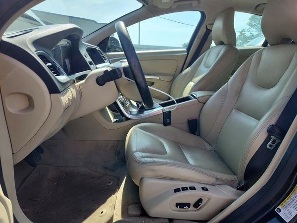 2016 VOLVO S60 SV33 Premier