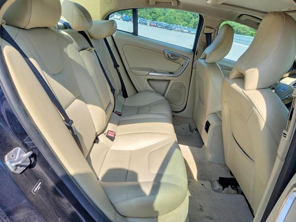 2016 VOLVO S60 SV33 Premier