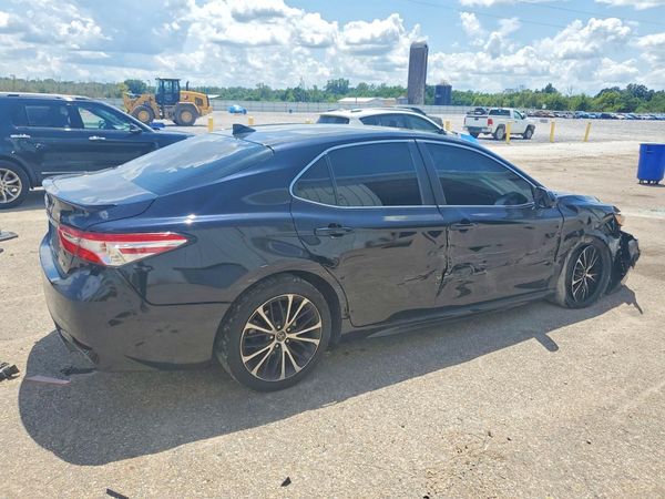 2020 TOYOTA CAMRY