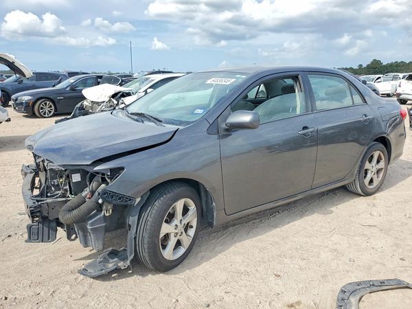 2012 TOYOTA COROLLA