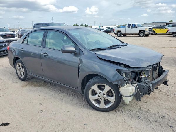 2012 TOYOTA COROLLA