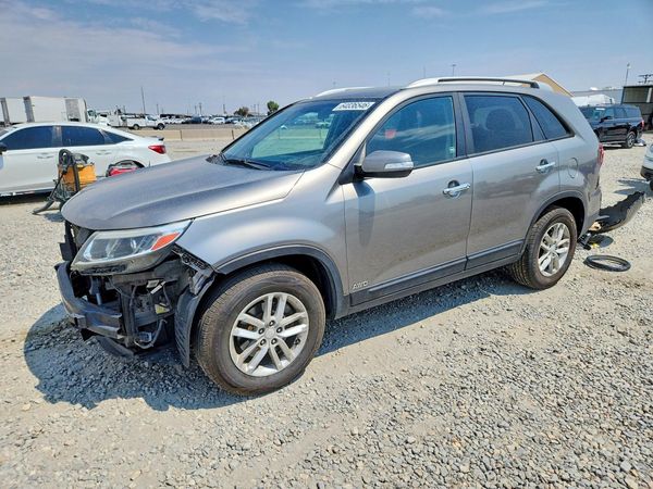 2015 KIA SORENTO GL