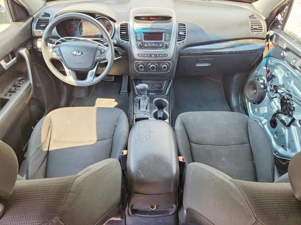 2015 KIA SORENTO GL