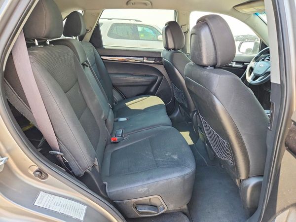 2015 KIA SORENTO GL