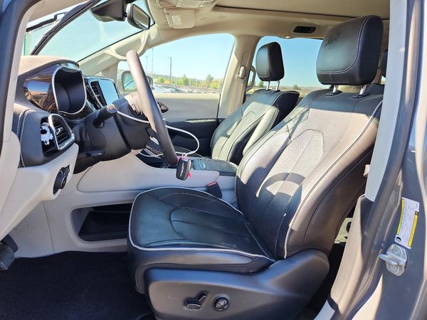 2023 CHRYSLER PACIFICA