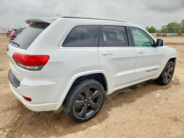 2015 JEEP GRAND CHEROKEE LAREDO 4X4
