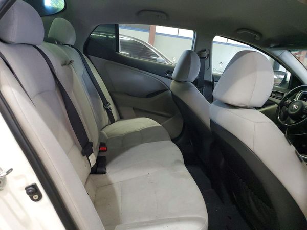 2014 KIA OPTIMA 2.4 LX STD/Conv