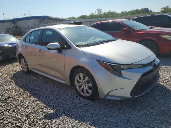 2025 TOYOTA COROLLA