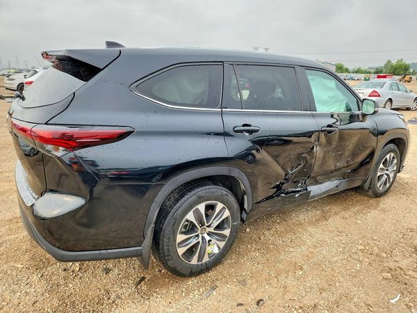 2024 TOYOTA HIGHLANDER
