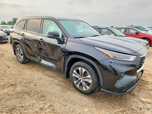 2024 TOYOTA HIGHLANDER