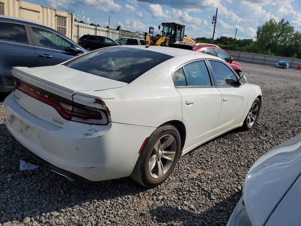 2015 DODGE CHARGER SE