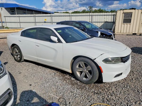 2015 DODGE CHARGER SE