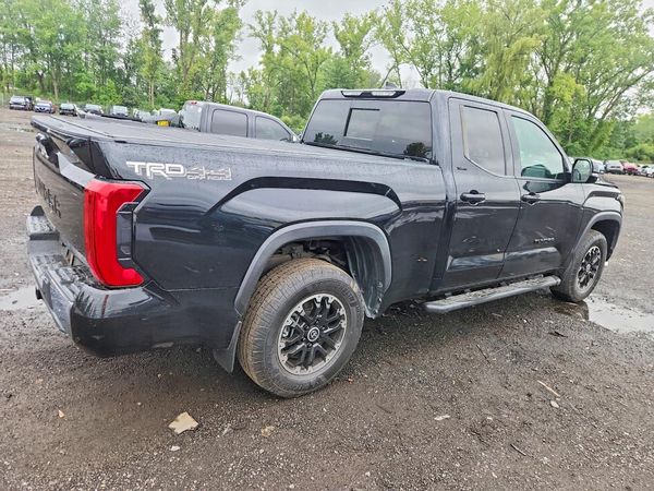 2022 TOYOTA TUNDRA