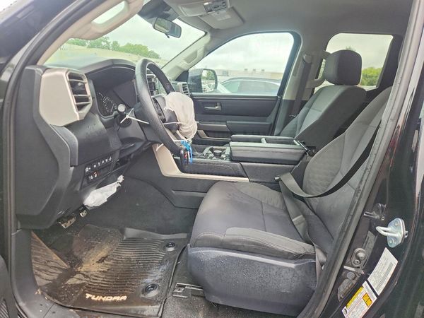 2022 TOYOTA TUNDRA