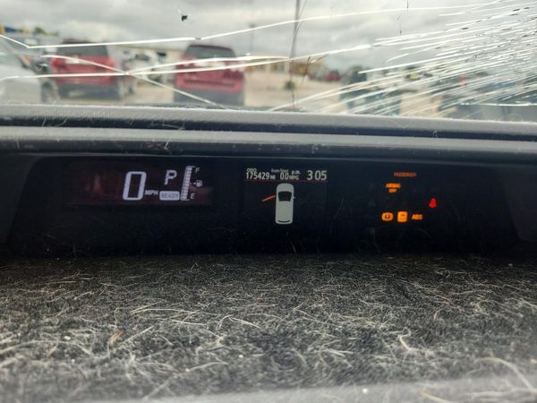 2016 TOYOTA PRIUS C ON