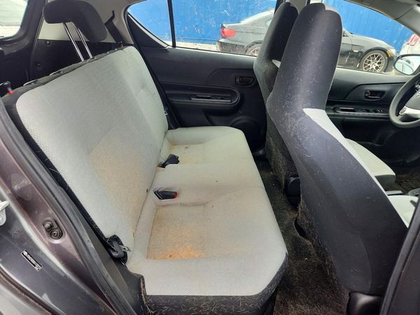 2016 TOYOTA PRIUS C ON