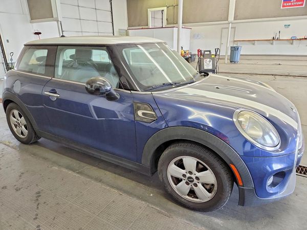 2014 MINI COOPER