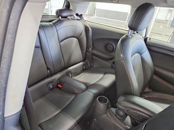 2014 MINI COOPER