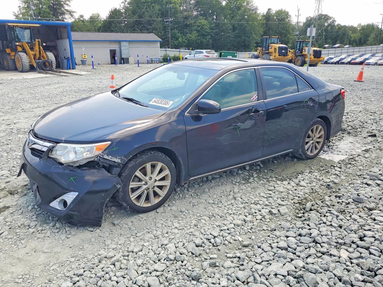 2014 TOYOTA CAMRY