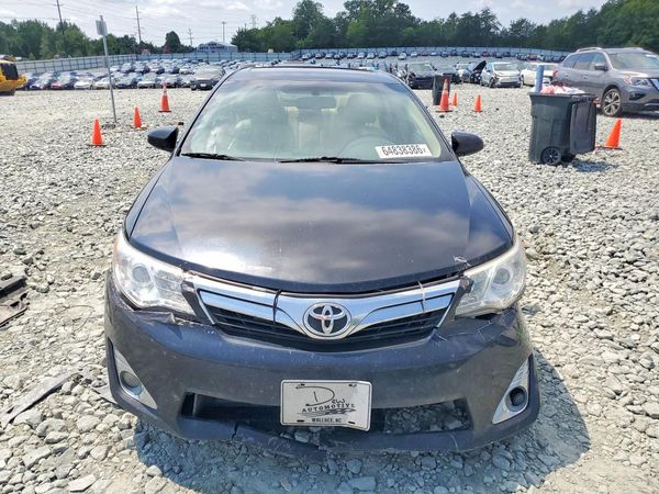 2014 TOYOTA CAMRY