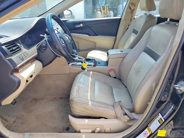 2014 TOYOTA CAMRY