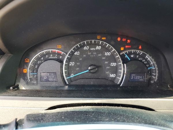 2014 TOYOTA CAMRY