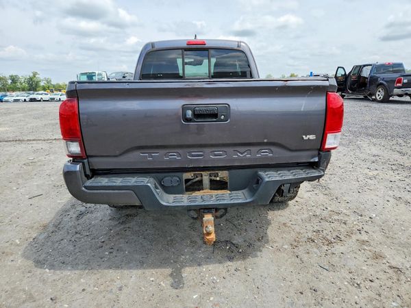 2018 TOYOTA TACOMA