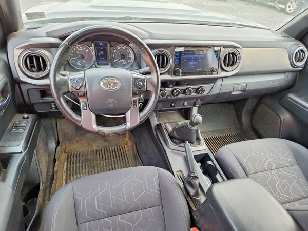 2018 TOYOTA TACOMA