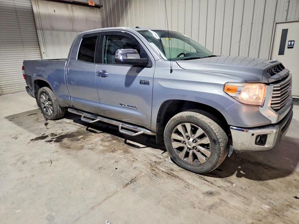 2017 TOYOTA TUNDRA Limited — Passenger 3/4