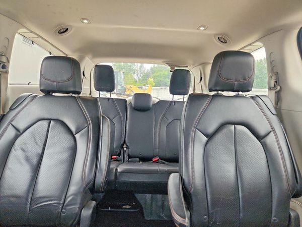 2017 CHRYSLER PACIFICA