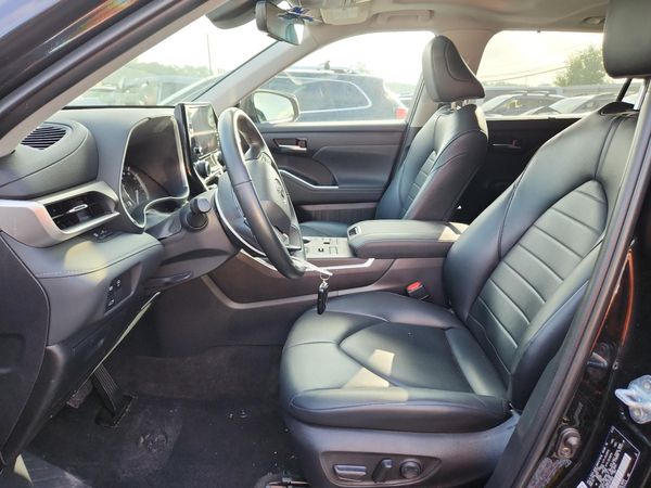 2023 TOYOTA HIGHLANDER