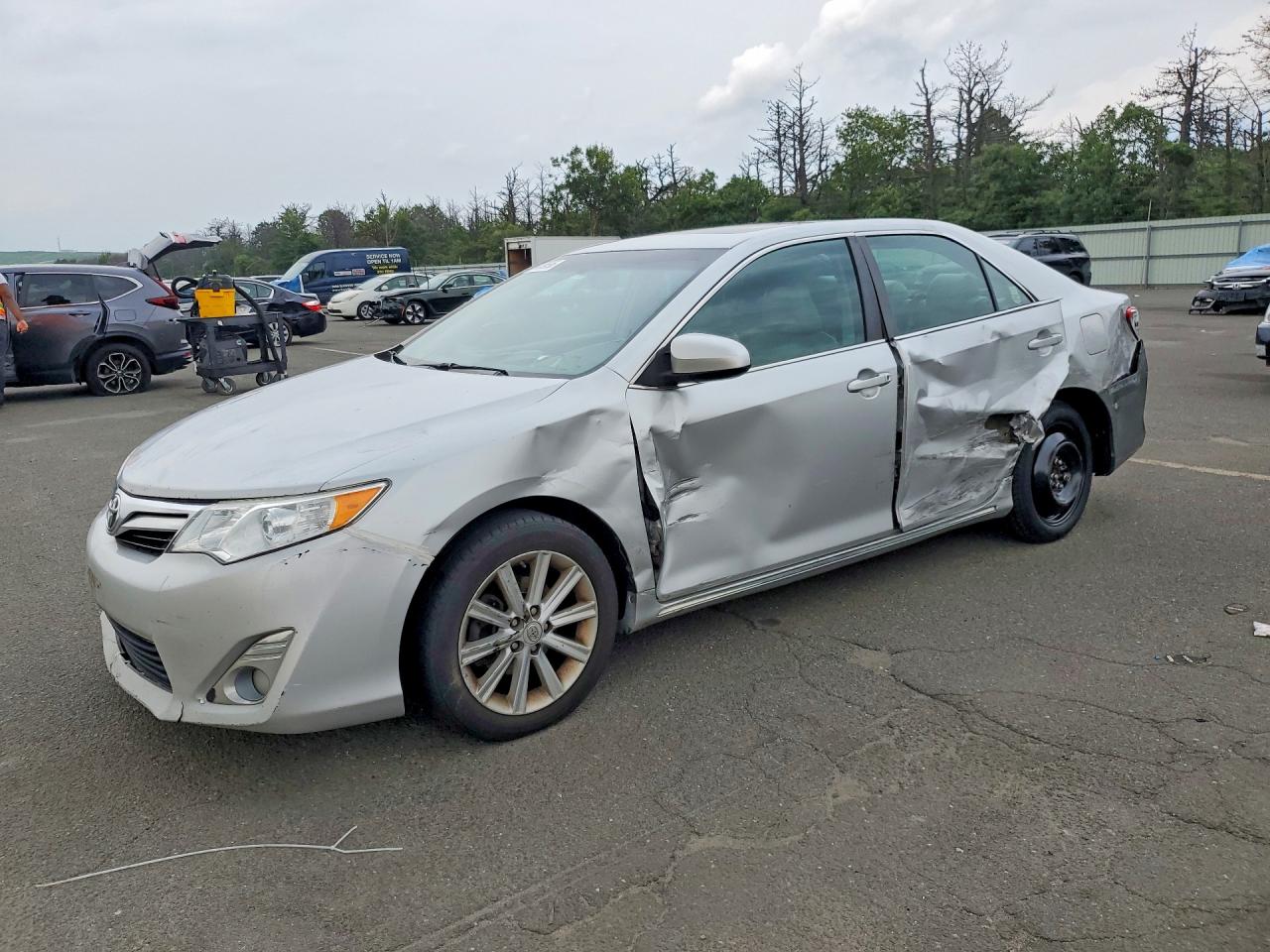 2012 TOYOTA CAMRY