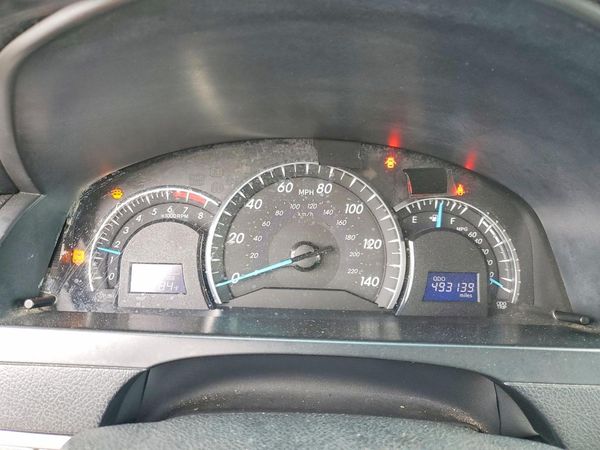 2012 TOYOTA CAMRY