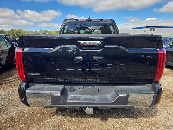 2024 TOYOTA TUNDRA